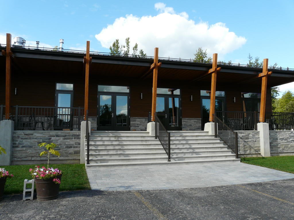 Auberge des Gallant Rigaud Exterior foto